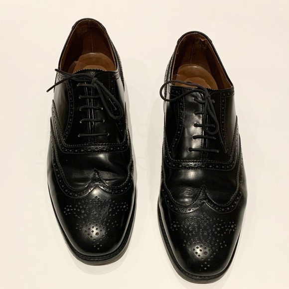 Men’s Polo Ralph Lauren leather wing tips.